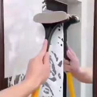 Vídeo: la rasqueta de goma deja el cristal sin marcas